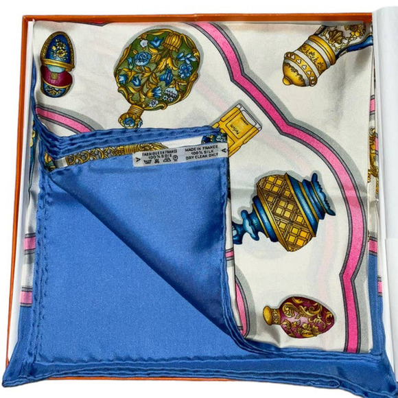 Hermes  “Qu' Importe Le Flacon” 100% Silk Scarf 90cm Square NWT/BOX - Picture 5 of 16